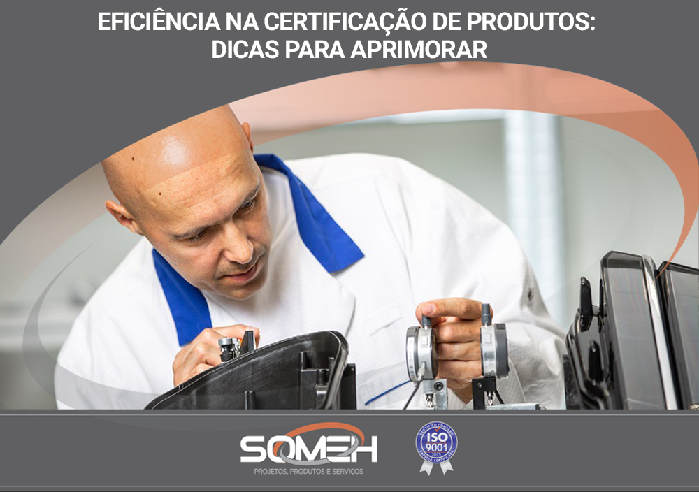 Engenheiro de Qualidade testando componentes em uma máquina moderna e garantindo a eficiência na certificação de produtos.