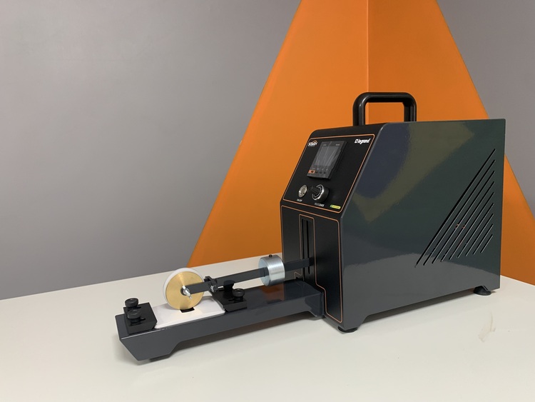 TESTE DE ABRASÃO EM TAMPOGRAFIA E PINTURA DE TOMADA IEC 055-99 - Imagem 3